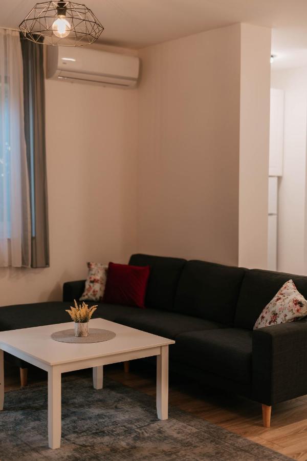 Bell Tower Apartment Mostar Eksteriør bilde