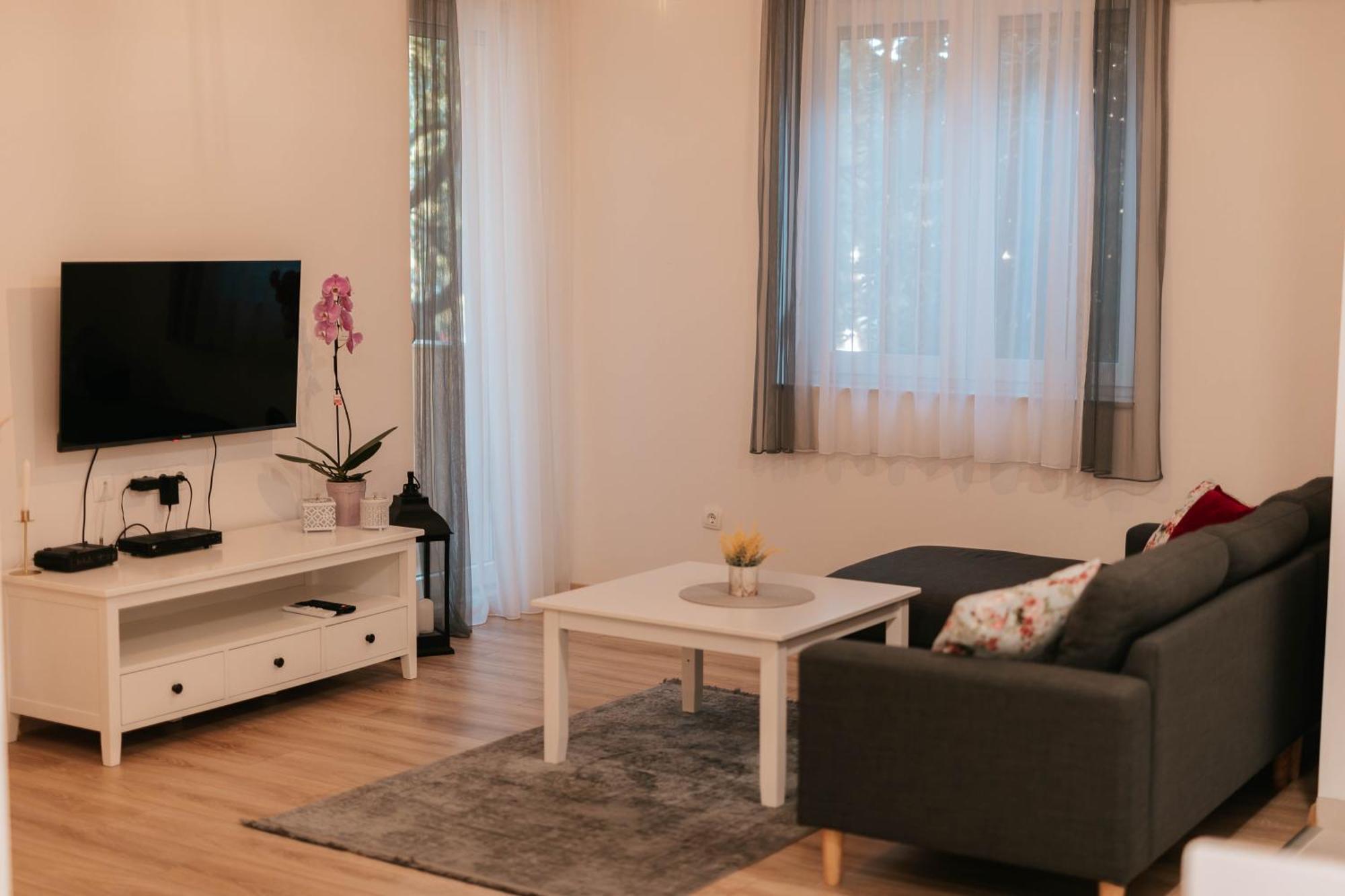Bell Tower Apartment Mostar Eksteriør bilde